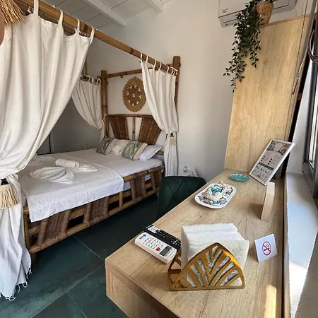 بيت ضيافة Beach Bungalows Costinesti 4*