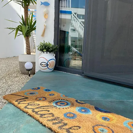 بيت ضيافة Beach Bungalows Costinesti 4*